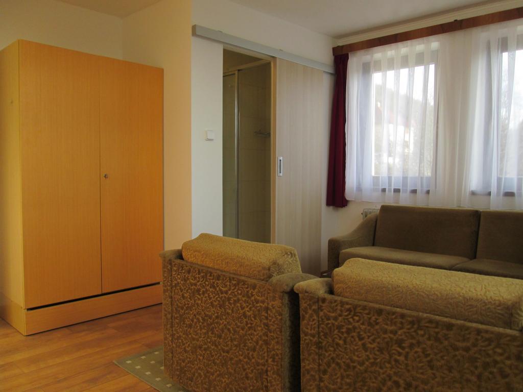 Apartman Tisa 68 מראה חיצוני תמונה